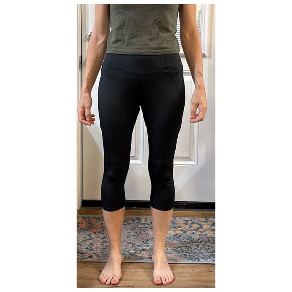 Kuhl black capri hiking tights, medium, great used condition - Picture 1 of 15